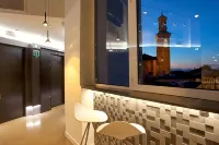 Hotel Pompaelo Plaza del Ayuntamiento & Spa - parking