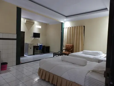 Bahari Family Hotel Hotels in Aertembaga