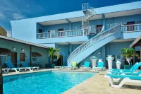 Parrot Cove Lodge Hotels in Hopkins