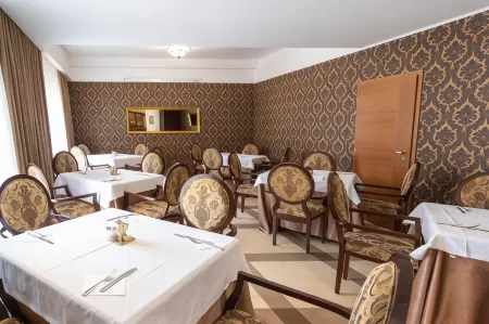 Spa Hotel Vita Отели в г. Ческе-Будеевице