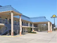 Days Inn by Wyndham Ocean Springs