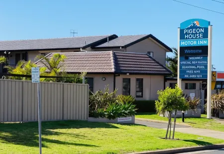 Pigeon House Motor Inn Отели в г. Улладалла
