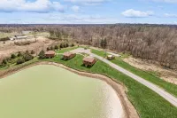 Pet Friendly! Couples Retreat in Southern Illinois - 2-Star