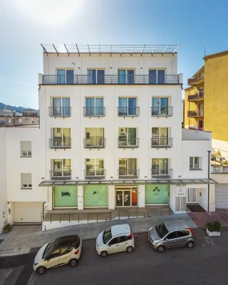 Felix Hotels - Residence Hotel Grandi Magazzini Отели в г. Bitti