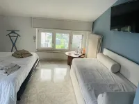 Bed & Breakfast Con Vista Giardino e Piscina 이브레아 호텔
