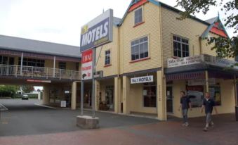No 1 Motels