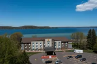 Comfort Inn & Suites Munising-Lakefront Hotel di Munising