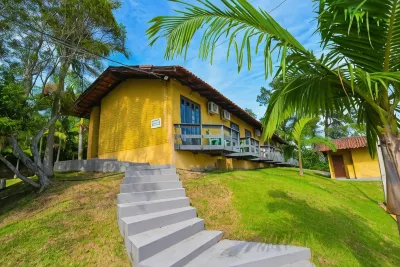 Morro do Sol Hotel & Eventos فنادق في Porto Belo