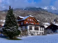 Hotel Alpenrose Beim Ballenberg Hotels in Brienz
