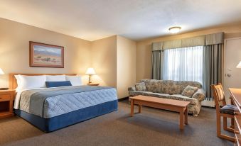 Travelodge by Wyndham Edson 2409079 Alberta Ltd.