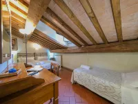 San Tommaso Các khách sạn gần Quảng trường Hiệp sĩ