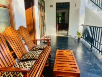 Montes Ella - 2-Star