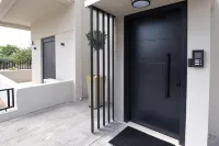 Aellō Luxury Apartments