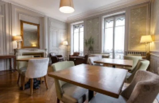 Hôtel Vaubecour - Centre Lyon Ainay - Perrache 古代劇場フルヴィエール周辺のホテル