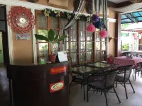 The Red Palm Resort - con vista mare