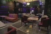 Opt Wood Hotels
