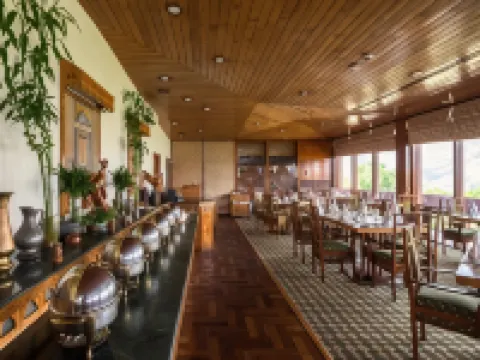 ギルギット セレナ ホテル ギルギットのホテル