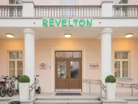 Revelton Suites Tallin Hotels near Mustamae