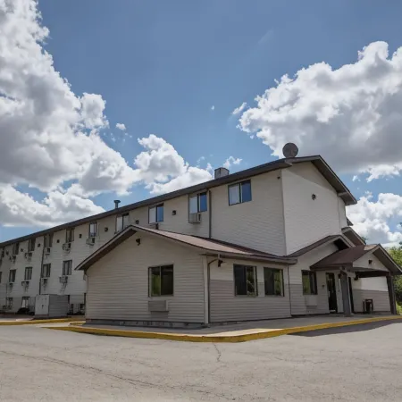 Super 8 by Wyndham Zanesville