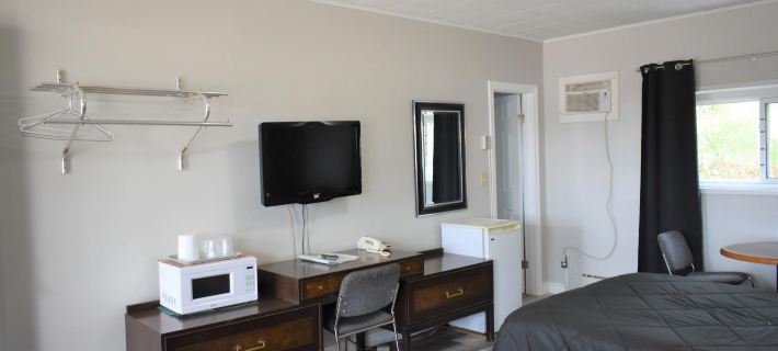Hillside Inn Pembroke Hotels in Renfrew County