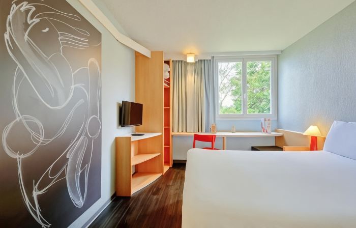Ibis Dieppe Val Druel