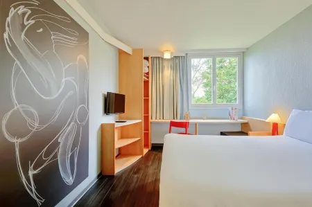 Ibis Dieppe Val Druel Отели в г. Сент-Обен-Сюр-Си