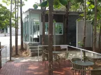 On the Rock Chaiyaphum Bed & Breakfast Hotels in Amphoe Kaeng Khro