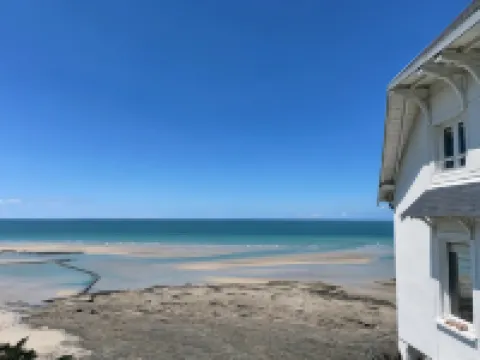 Chez Béa Calme Avec sa Jolie Vue Sur Jardin, Confort assuré 格朗維爾酒店