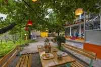 Zostel Old Manali Hotel in zona Manu Temple