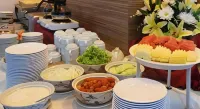 Ubon Hotel Hotels in Warin Chamrap