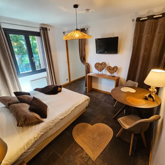 Au Refuge des 3 Ours - Chambres d'hôtes et Cabanes