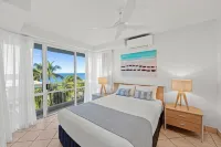 La Mer Sunshine Beachfront