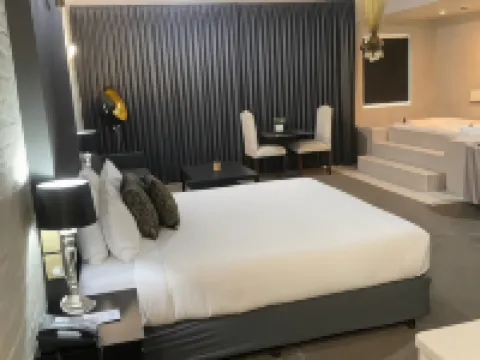 Madison Spa Motel - Adults Only Hoteles en Moama