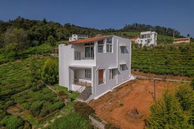 Royal Crown Resorts Kodanad View Point 주변 호텔