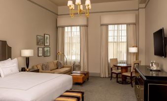 The Virginian Lynchburg, Curio Collection by Hilton
