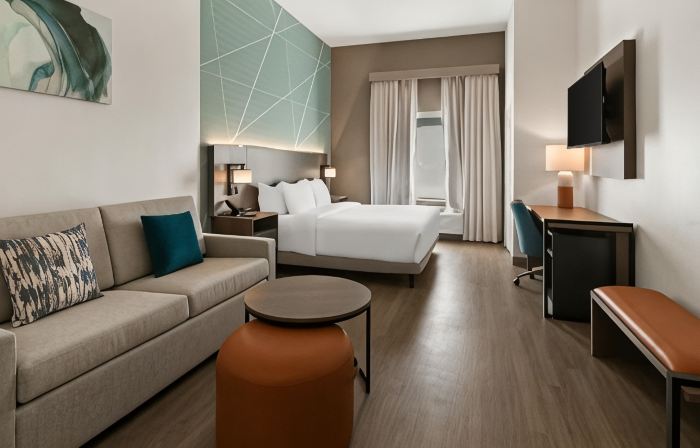Comfort Suites