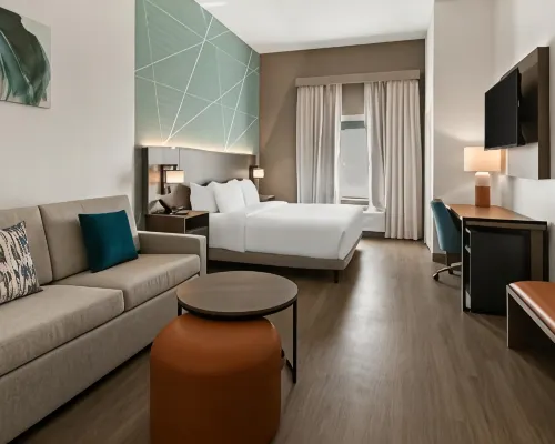 Comfort Suites Hotels in Hood County