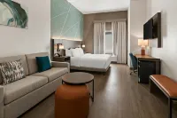 Comfort Suites - 2-Star