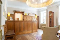 Das Jedermann Boutiquehotel Mit Stadtgarten