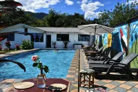 Casa de Piedra - Pools