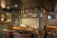 The Feathers Hotel, Helmsley, North Yorkshire - bar