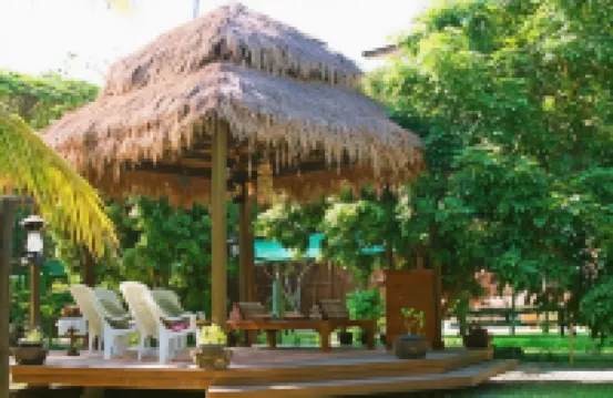 Baantip Suantong Hotels in Bang Khonthi