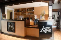 Logis Auberge de Launay Hotels in Mesland