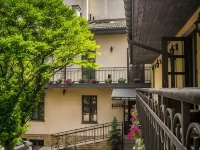 Nobilton Hotel Hoteles cerca de Galería Artemis