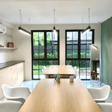 POP Heritage Residence BKK Отели рядом с достопримечательностью «Башня Bobae»