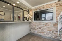 Bayhill Inn Hotels in San Bruno