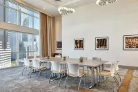 ハンプトン  イン & スイーツ アトランタ ミッドタウン