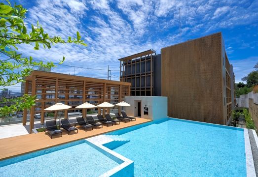 하스 파타야 야외 수영장