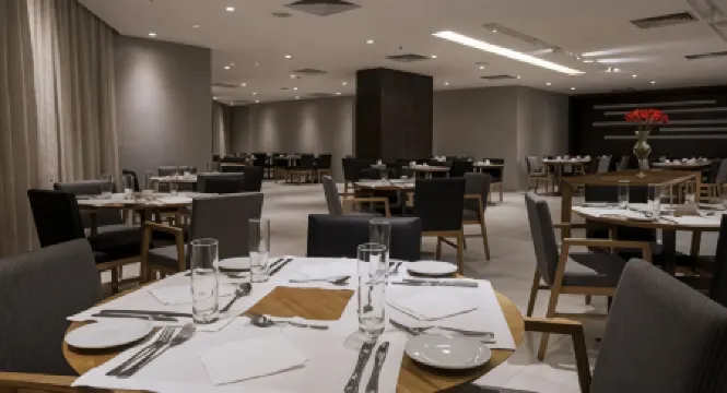 Américas Barra Hotel Отели рядом с достопримечательностью «Парк Дош Атлеташ»