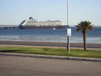 Costanera Hotel